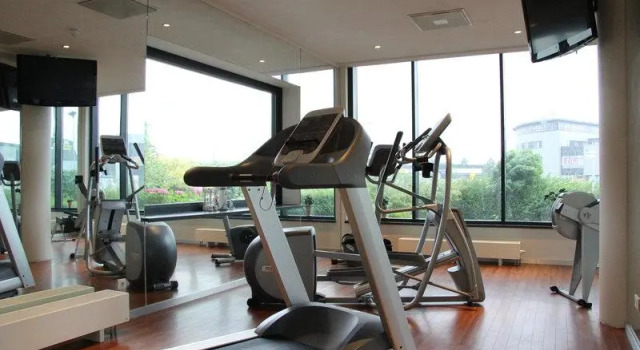 Кровать в общем номере Bastion Hotel Barendrecht