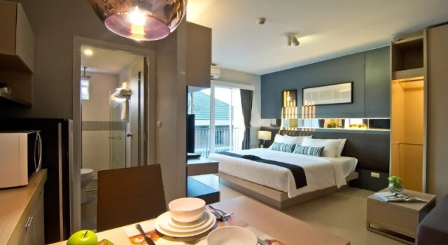 Двухместный номер Standard с балконом Hotel Amber Sukhumvit 85