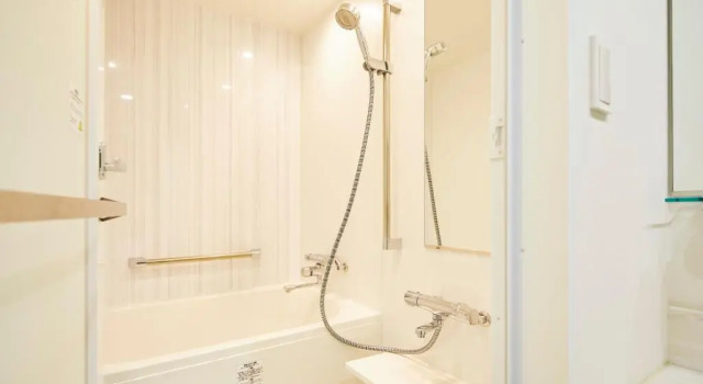 Трёхместный номер Deluxe Art Hotel Osaka Bay Tower