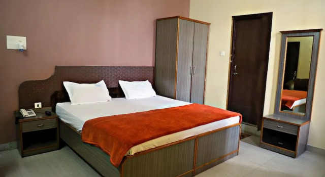 Exotika Express Resort, Забронировать Курортный отель Отели штата Раджастхана с парковкой, Парковка