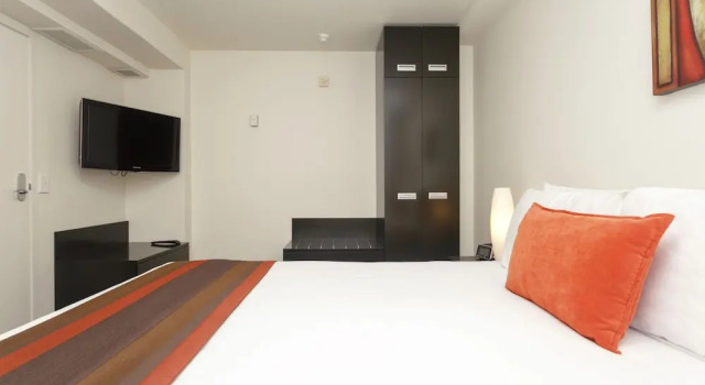 Апартаменты c 1 комнатой с балконом и с видом на озеро The Reef Resort