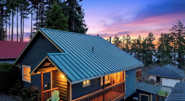 Cozy Whidbey Island Home Near Langley Waterfront & Dining Tideview by Avantstay, Rezerwuj Dom wakacyjny Domki letniskowe w Bells Beach, Domek
