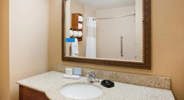 Двухместный номер Deluxe Hampton Inn Fairmont