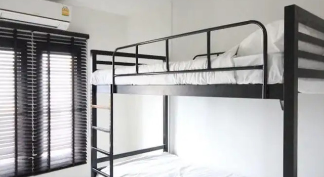 Кровать в общем номере L22 Hostel