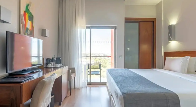 Одноместный номер Superior с балконом Aqua Pedra Dos Bicos Design Beach Hotel