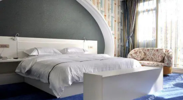 Yunzhishang Theme Hotel (Kunming Nanya Style First City Guangfu Road Branch), Prenota Hotel Xishan District Kunming