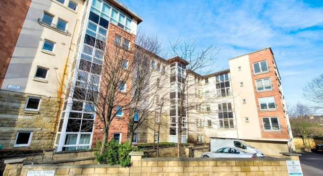 Comfortable Apartment Next To Holyrood Park, Забронировать Апартаменты/квартира Апартаменты Эдинбурга, рядом с Холирудское абатство, Апартаменты/квартира