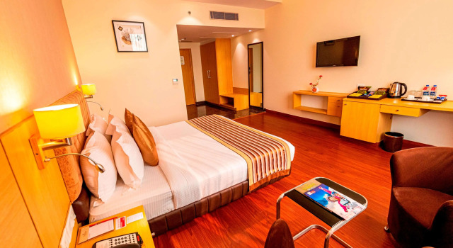 Ramada Neemrana, Забронировать Отель Отели штата Раджастхана 4 звезды, 4*