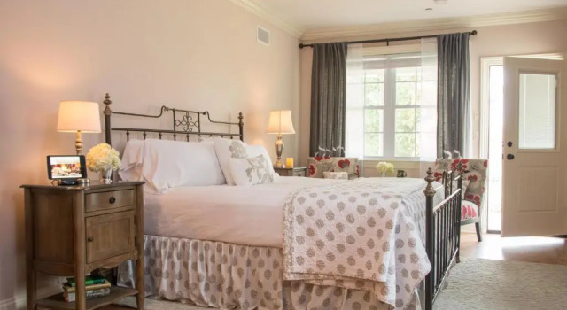 Двухместный номер Deluxe Caldwell House Bed and Breakfast