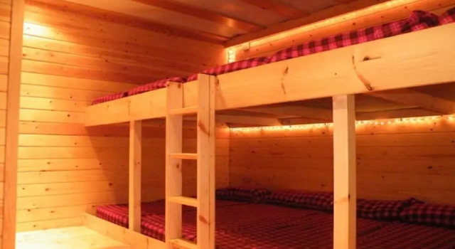Четырёхместный номер Standard Hostal Xalet Refugi Pere Carné - Hostel