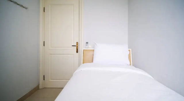 Homey 2Br With Extra Room At Taman Beverly Apartment