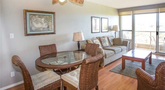 Maui Banyan H407 - One Bedroom Condo with Ocean View