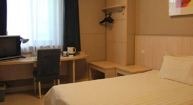 Jinjiang Inn Shanghai Minsheng Rd