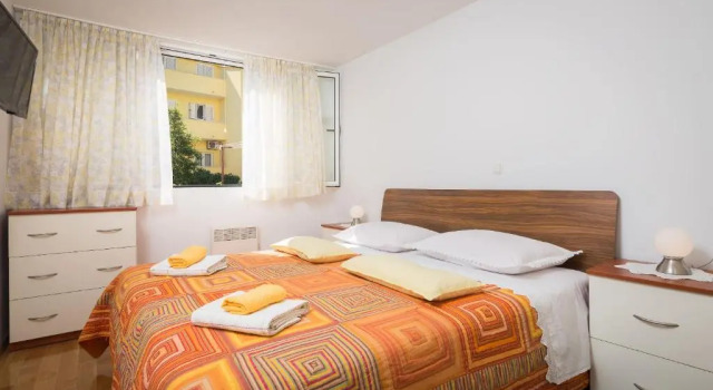 Apartment Mirjana, Prenota Appartamento Splitska 