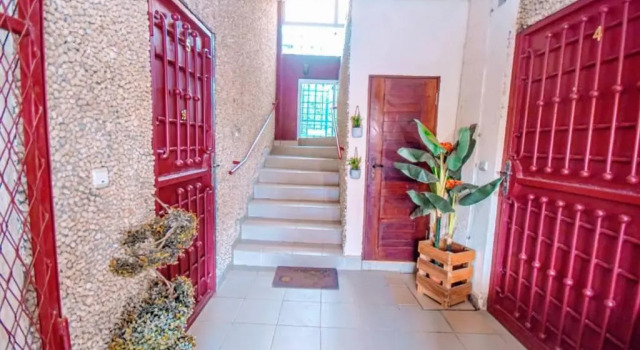 Stone House - Makepe, Douala