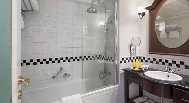 Номер Comfort с видом на бассейн The American Colony Hotel - Small Luxury Hotels of the World