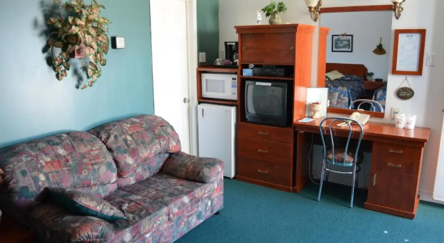 Четырёхместный номер Standard Motel ANF