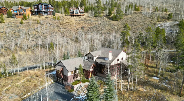 Коттедж с 4 комнатами 11 Stormwatch Circle 4br 3.5ba 4 Bedroom Home