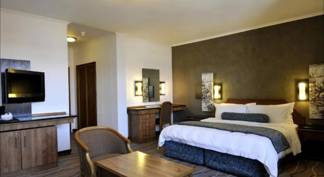 Двухместный номер Executive с видом на озеро The Centurion Hotel