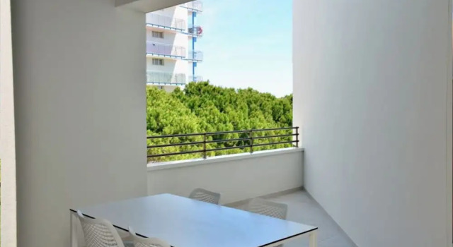 Bright White Flat in the Heart of Bibione, Prenota Appartamento Hotel a Veneto con parcheggio, Parcheggio