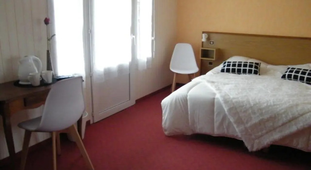 Hôtel de Tessé, Réserver Hôtel Hôtels à Orne avec parking, Parking