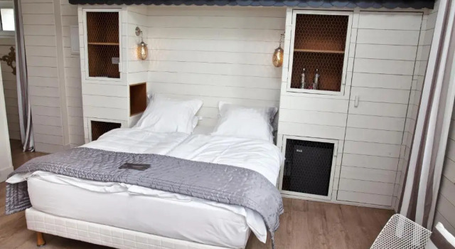 Номер Deluxe The Originals Hôtel Le Cise Restaurant Chambres et Suites