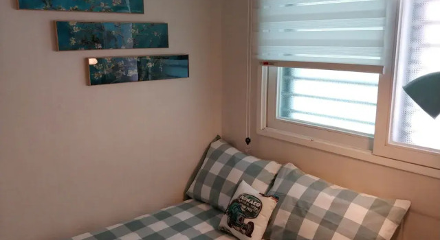 Elly Guest House 1, Забронировать Гостевой дом Мапхогу Сеул, рядом с Магазин Butter zakka