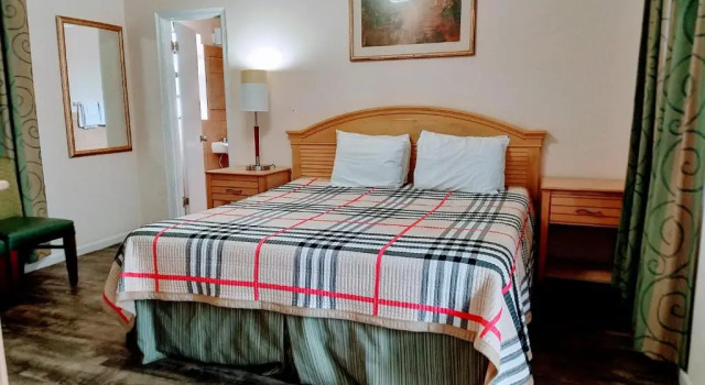 Travelers Inn - Clearwater, Buchen Sie Hotel Clearwater Beach Clearwater-St Pete Beaches