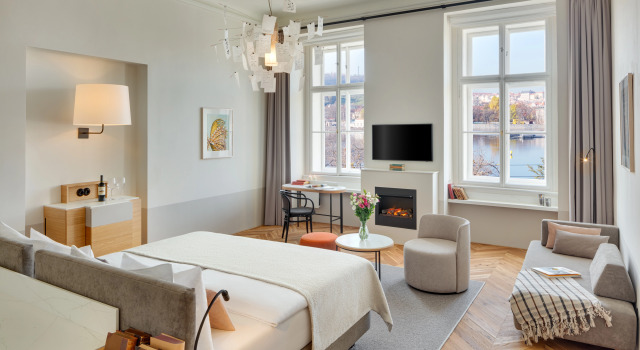 Suite Royal Hotel BOOKQUET