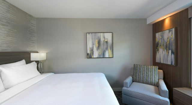 Courtyard by Marriott Edgewater NYC Area