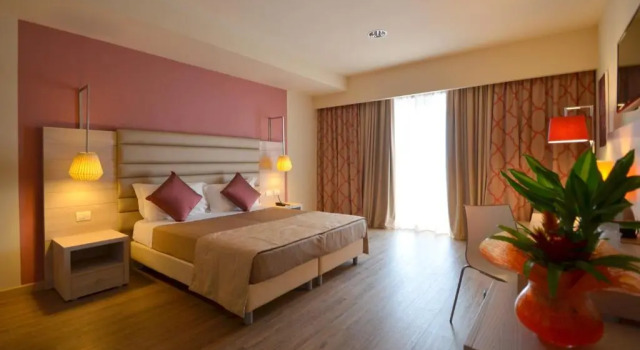 Четырёхместный номер Superior Turin Airport Hotel & Residence