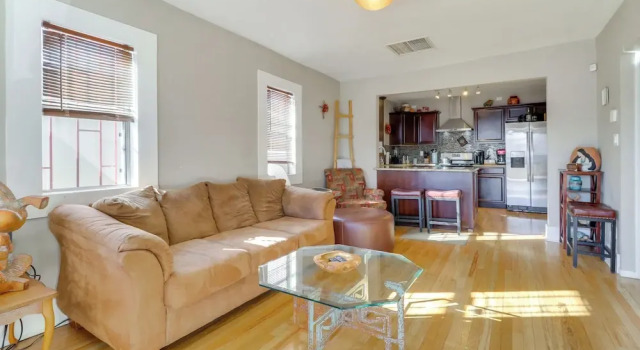 2 Mi to Heart of Old Town! Stylish ABQ Home, Book Feriehus Sommerhuse i Albuquerque, Hytte