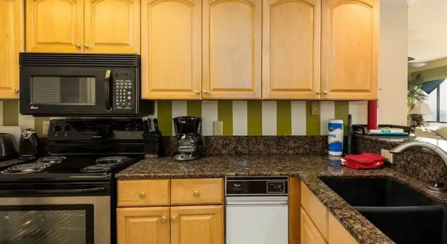 The Whaler 7B by Meyer Vacation Rentals, Boek Hotel Hotels in Alabama met parkeren, Parkeren
