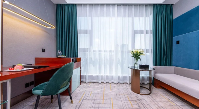 Номер Executive Golden Tulip Wuhan Wangjiawan