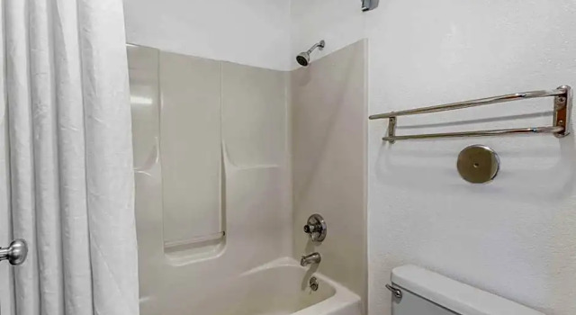 Шестиместная студия Super 8 by Wyndham Bourbonnais/Kankakee Area