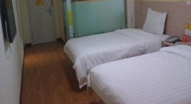 7 Days Inn