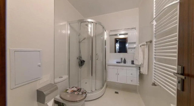 Апартаменты Luxury 2-bedroom apartment by Studenets Center
