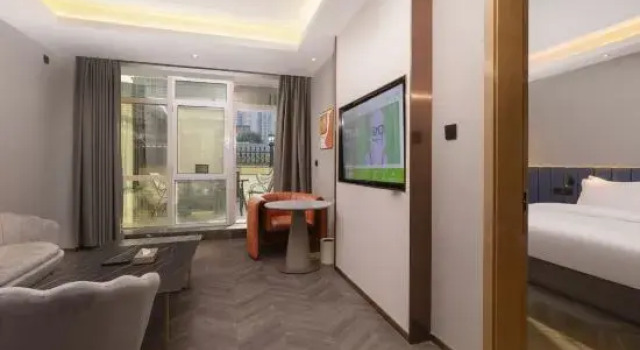 Люкс Ibis Styles Hotel (Liyang Babaiban Shanghecheng)