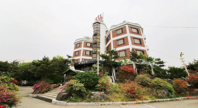 Gapyeong Namiseom Hotel