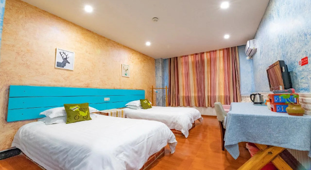 Chengdu Dreams Travel International Youth Hostel