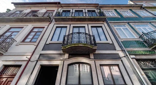 Nomads Revival Porto Studio, Забронировать Отель Бонфим Порту, рядом с Театр Coliseu do Porto