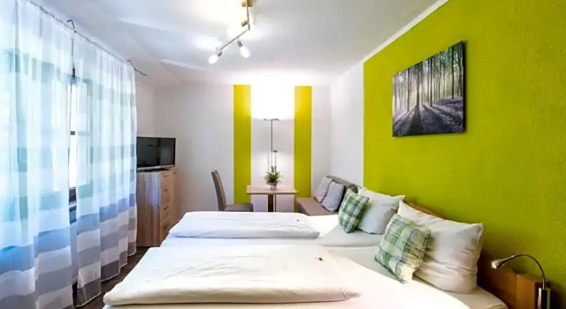Gasthof Schönblick, Prenota Hotel Goessweinstein Bayreuth