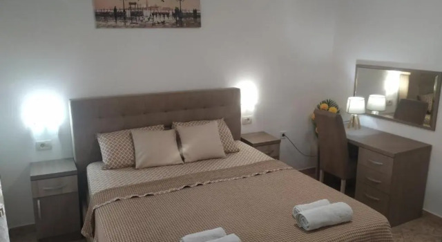 Студия Apartments Familia