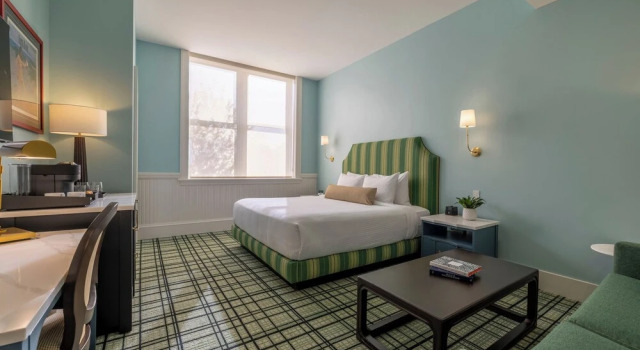 Номер Deluxe The Laurel Hotel
