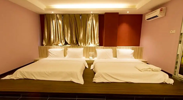 Люкс Deluxe JS Hotel