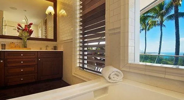 Heaven Resort, Book Resort Kilauea state of Hawaii, near Secret Beach
