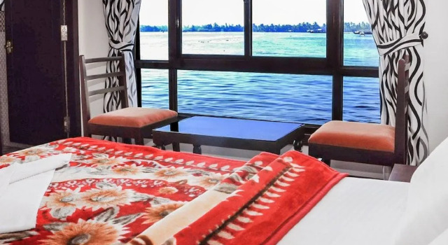 GuestHouser 1 BR Houseboat ee6e, Забронировать Отель Отели штата Кералы с завтраком, Завтраки