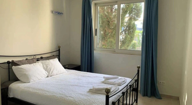 Cassiopeia 1BR Apt on Beach with Pool