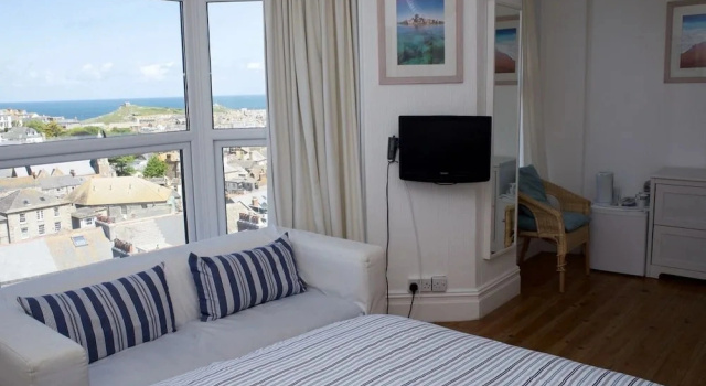 Двухместный номер Standard с видом на море Harbour View Guest House