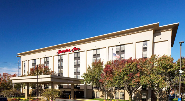 Hampton Inn Philadelphia-Airport, Забронировать Отель Филадельфия Philadelphia Metropolitan Area, рядом с John Heinz Refuge Trailhead